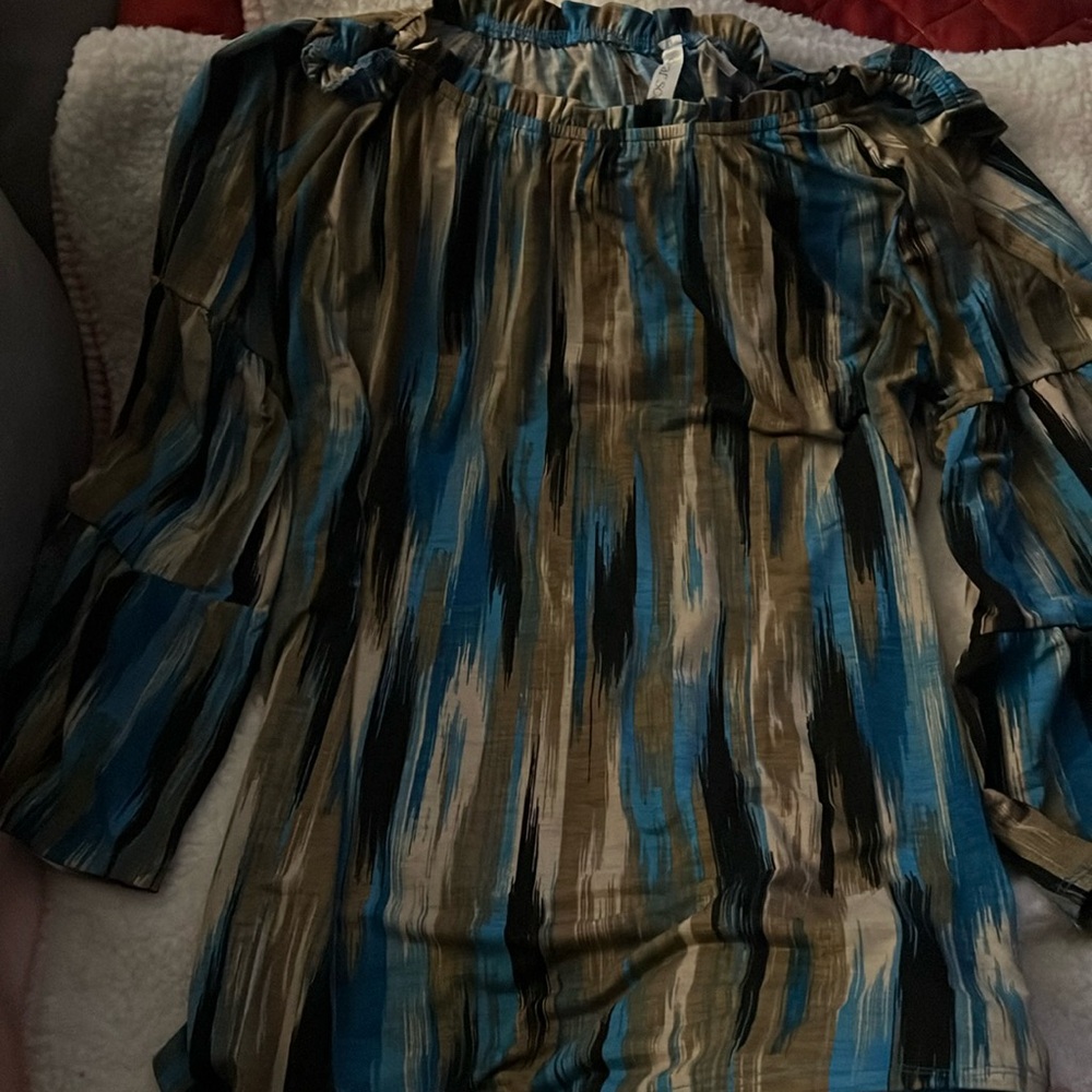 Freckled Poppy dear Scarlett blue tan cream black off shoulder blouse size large